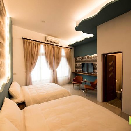 Hotel Cube Taitung Екстериор снимка